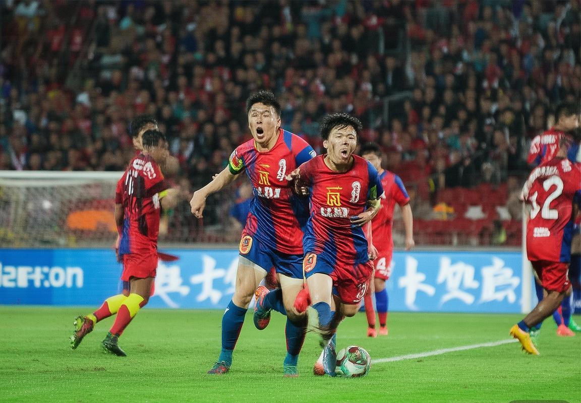 2018中超焦点战：长春亚泰VS山东鲁能攻防智慧对决回顾